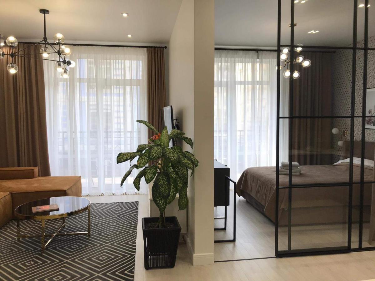 *Luxury Apartment In The City Center* 基輔 外观 照片